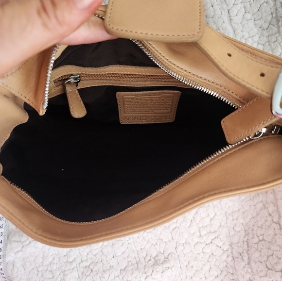 Vintage Coach  Tan Shoulder Bag - Picture 9 of 14